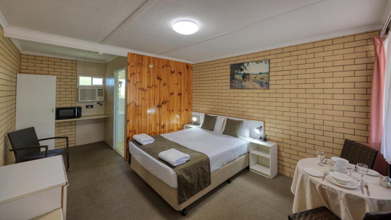 Binalong Motel Goondiwindi Extérieur photo