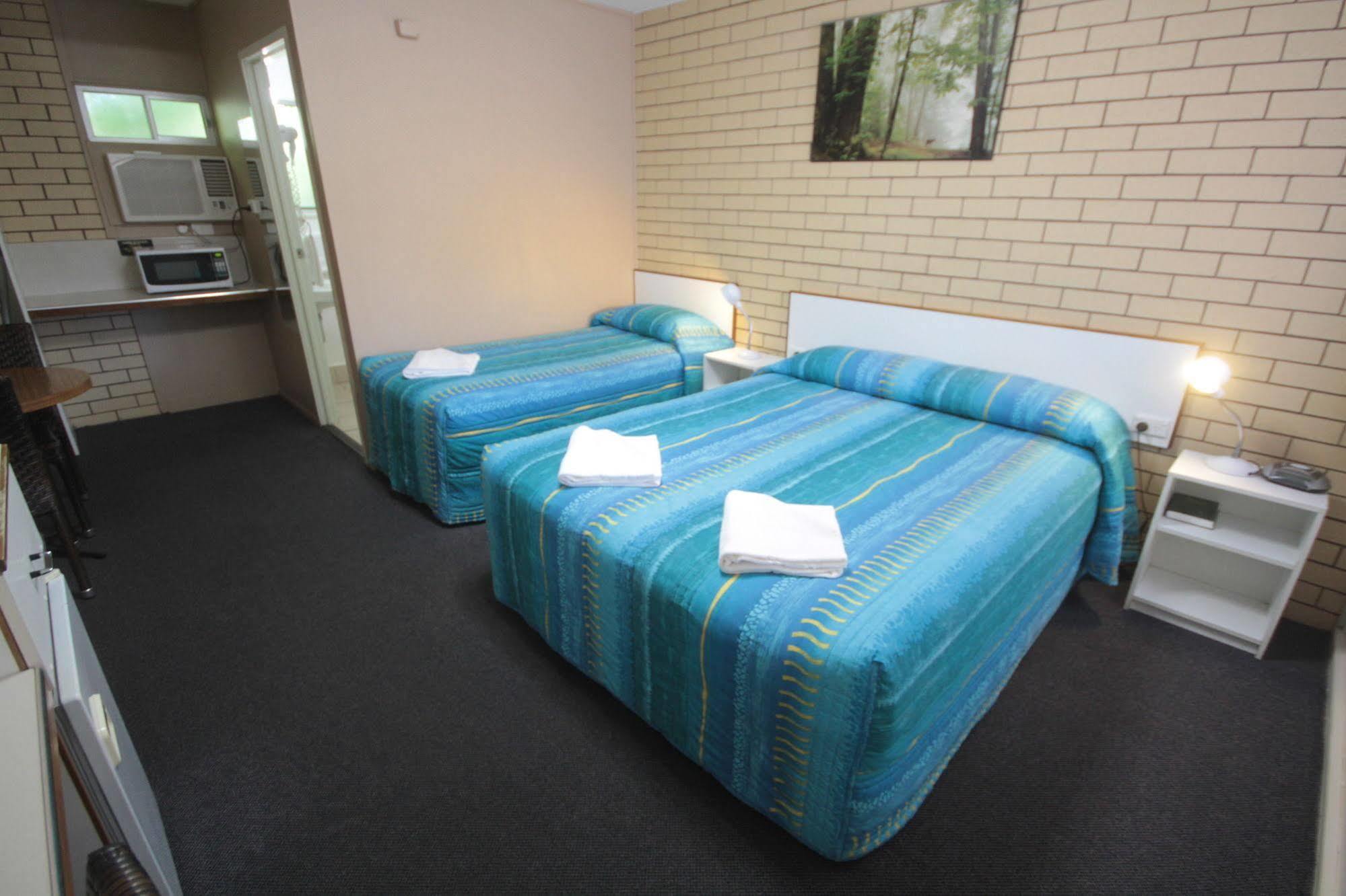 Binalong Motel Goondiwindi Extérieur photo
